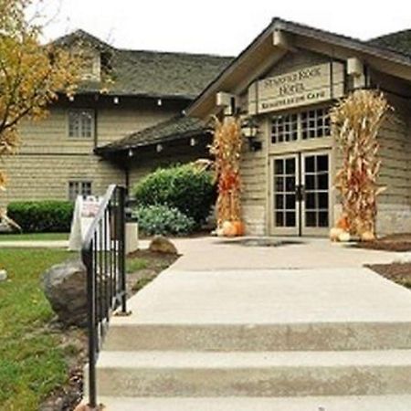 Starved Rock Lodge & Conference Center Utica Екстериор снимка