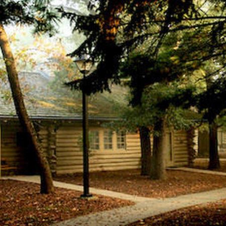 Starved Rock Lodge & Conference Center Utica Екстериор снимка