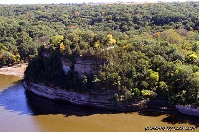 Starved Rock Lodge & Conference Center Utica Екстериор снимка