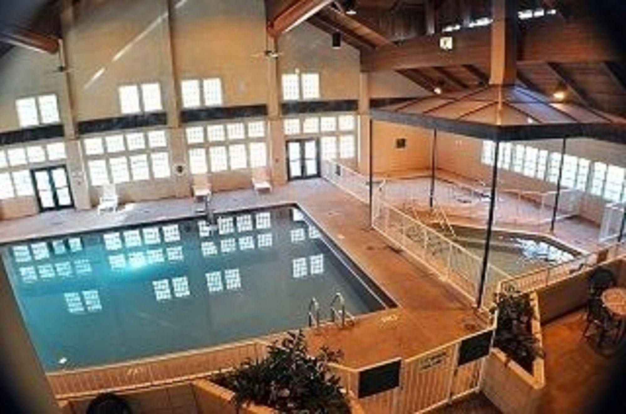 Starved Rock Lodge & Conference Center Utica Екстериор снимка